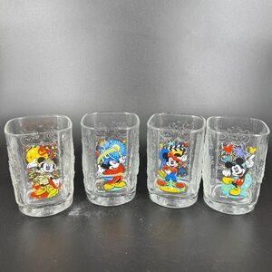 Vintage Set of 4 Walt Disney World x McDonalds 2000 Glasses Tumbler Complete Set